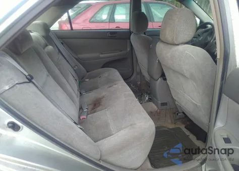 2003 Toyota Camry Le/Se/Xle z USA, uszkodzony, nr VIN JTDBE32K830182965